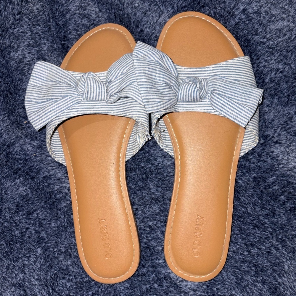 Old Navy Blue Striped Bow Sandals - Picture 2 of 3